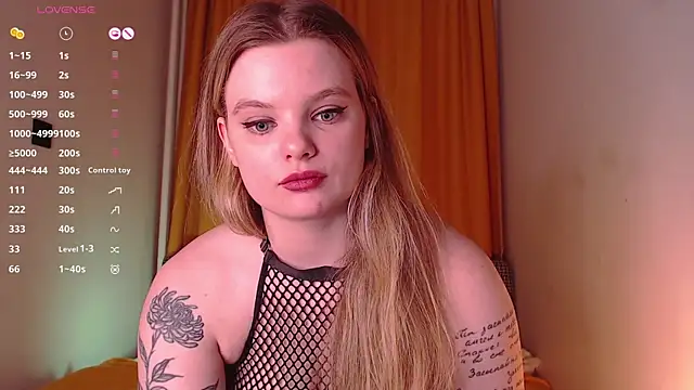 Snapshot of Hottie_Jane chatting on 12-01-24, 04:29 Hottie Jane online show from 12-01-24, 04:29