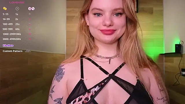 Snapshot of Hottie_Jane chatting on 01-12-25, 03:49 Hottie Jane online show from 01-12-25, 03:49