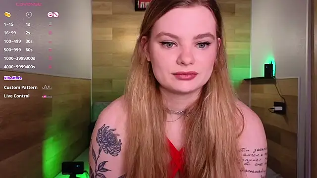 Snapshot of Hottie_Jane chatting on 01-26-25, 07:09 Hottie Jane online show from 01-26-25, 07:09