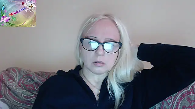 martachatte online show from 10-22-25, 08:03