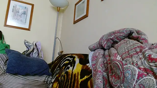 martachatte online show from 04-17-26, 05:43