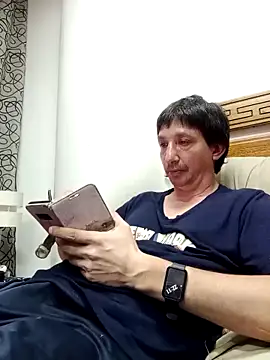 Snapshot of Pacobakan042 chatting on 09-29-25, 01:11 Pacobakan042 online show from 09-29-25, 01:11