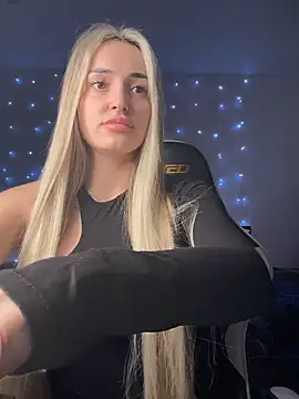 Snapshot of minalawarden chatting on 12-24-24, 08:11 minalawarden online show from 12-24-24, 08:11