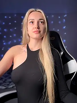 Snapshot of minalawarden chatting on 10-18-25, 02:18 minalawarden online show from 10-18-25, 02:18