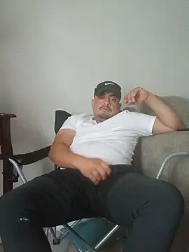 hungpenis210 online show from 06-08-26, 04:07
