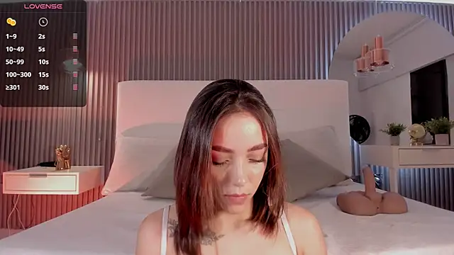 Snapshot of Ashleyy_piink chatting on 11-24-25, 03:45 Ashleyy piink online show from 11-24-25, 03:45