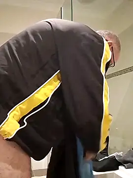 stiffandlubedxh online show from 12-19-25, 09:22