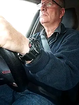 stiffandlubedxh online show from 04-23-26, 09:17