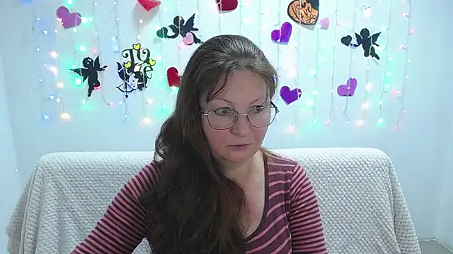VanessaHotts online show from 02-12-25, 09:10