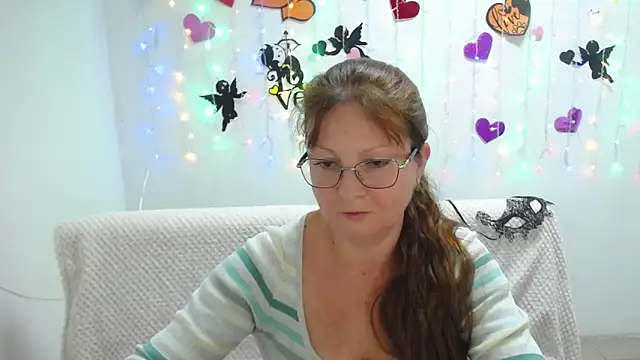 VanessaHotts online show from 03-03-25, 03:31