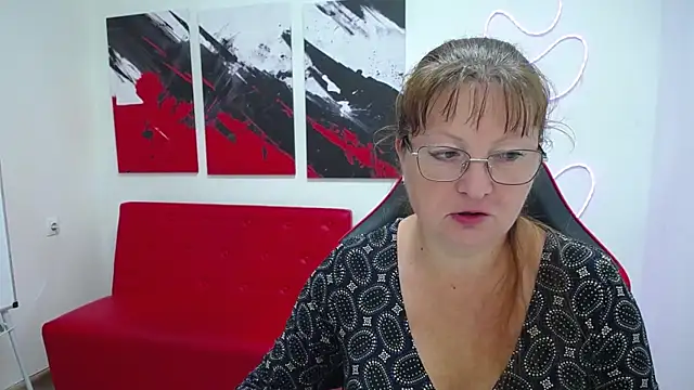 VanessaHotts online show from 07-08-26, 05:01