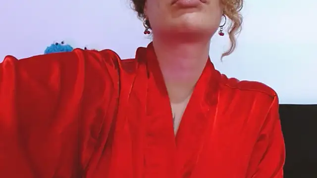 chanell tattoo online show from 10-30-25, 07:14