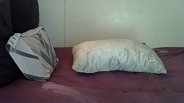 AddictiveAssCurves online show from 03-10-26, 08:19