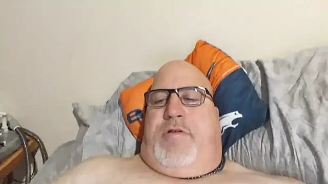 Snapshot of Bigbear0563 chatting on 03-16-25, 03:28 Bigbear0563 online show from 03-16-25, 03:28