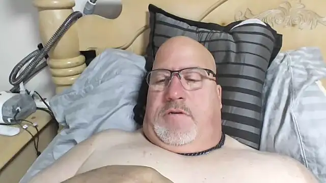 Snapshot of Bigbear0563 chatting on 11-06-25, 03:46 Bigbear0563 online show from 11-06-25, 03:46