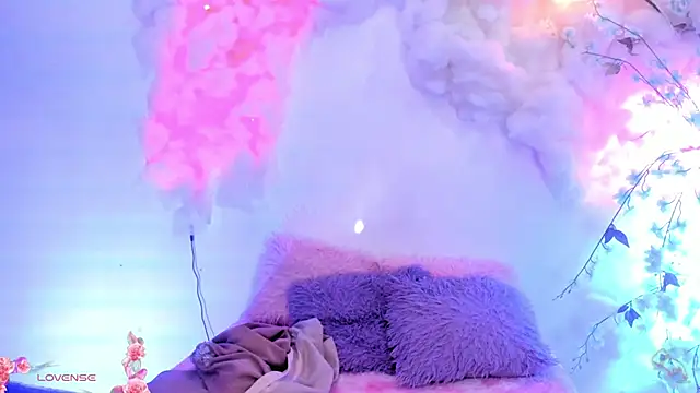 Mey moon online show from 01-27-25, 08:39