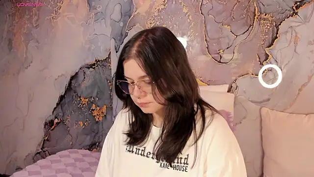 Mey moon online show from 02-22-26, 04:24