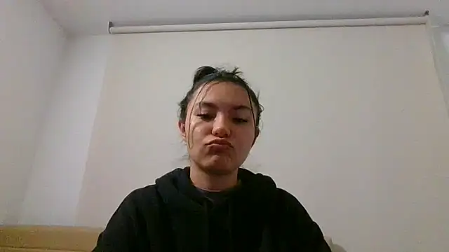 Snapshot of _andygirl chatting on 05-05-26, 12:29 andygirl online show from 05-05-26, 12:29
