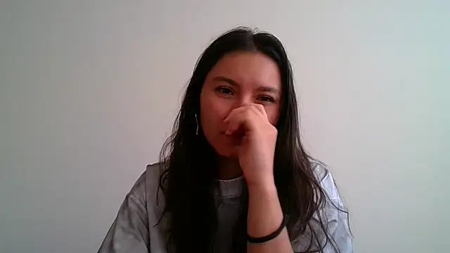 Snapshot of _andygirl chatting on 05-13-26, 07:33 andygirl online show from 05-13-26, 07:33