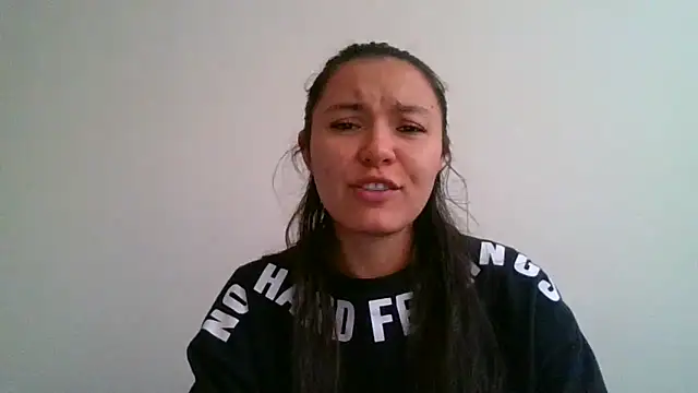 Snapshot of _andygirl chatting on 05-19-26, 10:16 andygirl online show from 05-19-26, 10:16