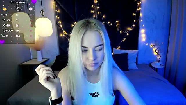 StephanieSweety online show from 12-28-24, 05:02