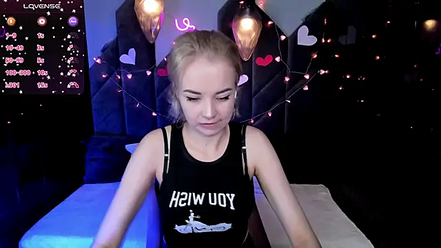 StephanieSweety online show from 02-13-25, 05:11