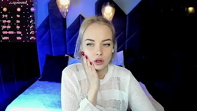 StephanieSweety online show from 02-27-25, 07:15