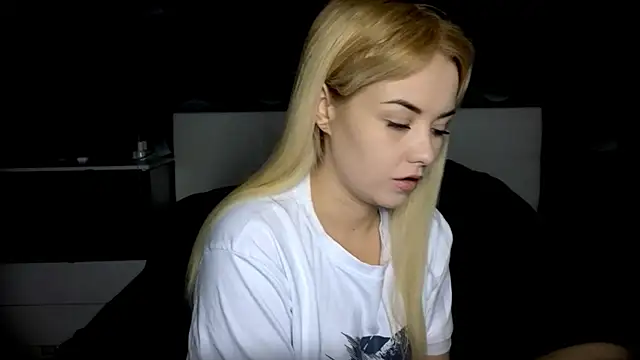 StephanieSweety online show from 11-27-25, 11:45