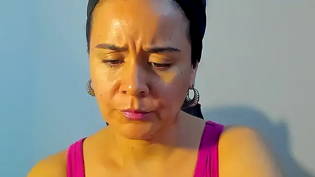 Snapshot of Sami_Hotie1 chatting on 11-12-25, 11:03 Sami Hotie1 online show from 11-12-25, 11:03