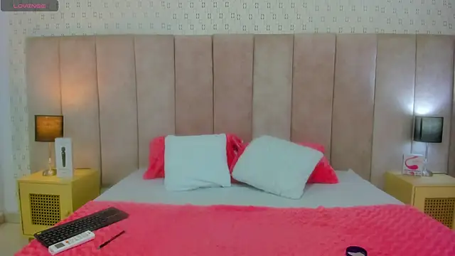 KiaraBrownn online show from 02-03-25, 12:57