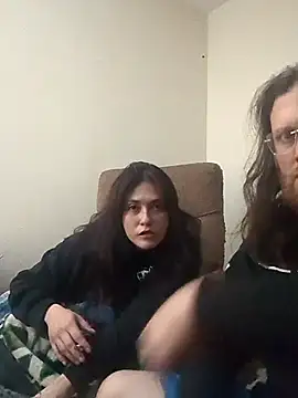 Snapshot of Geeznuts19 chatting on 11-28-25, 03:04 Geeznuts19 online show from 11-28-25, 03:04