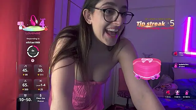 Snapshot of princiana chatting on 03-07-25, 04:44 princiana online show from 03-07-25, 04:44