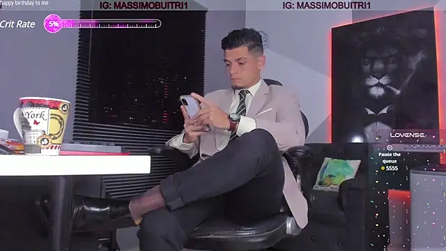 Snapshot of massimo_g chatting on 12-10-24, 12:17 massimo g online show from 12-10-24, 12:17