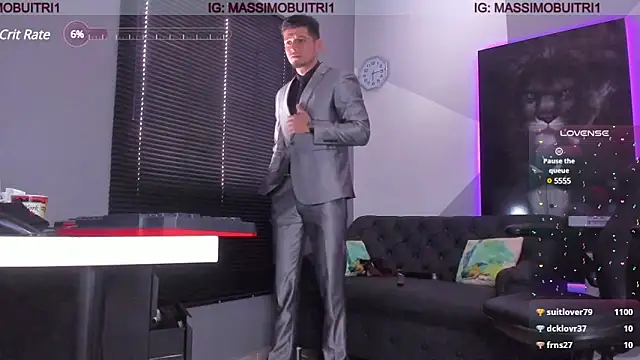 Snapshot of massimo_g chatting on 12-15-24, 05:10 massimo g online show from 12-15-24, 05:10