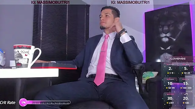 Snapshot of massimo_g chatting on 12-22-24, 01:33 massimo g online show from 12-22-24, 01:33