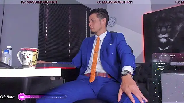 Snapshot of massimo_g chatting on 12-23-24, 01:35 massimo g online show from 12-23-24, 01:35
