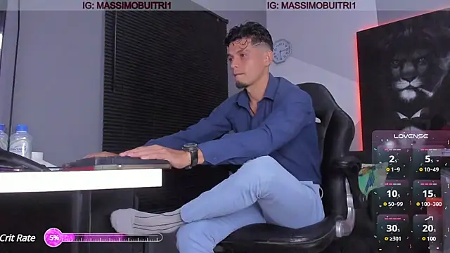 Snapshot of massimo_g chatting on 12-24-24, 12:22 massimo g online show from 12-24-24, 12:22