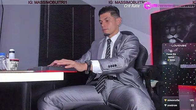 Snapshot of massimo_g chatting on 12-30-24, 07:42 massimo g online show from 12-30-24, 07:42