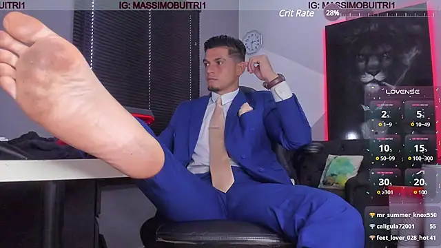 Snapshot of massimo_g chatting on 01-12-25, 04:18 massimo g online show from 01-12-25, 04:18