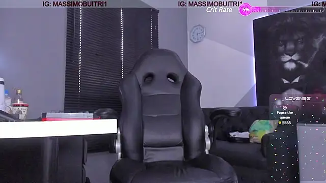 Snapshot of massimo_g chatting on 02-19-25, 05:06 massimo g online show from 02-19-25, 05:06