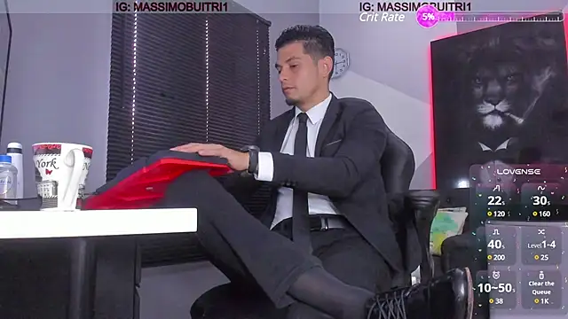 Snapshot of massimo_g chatting on 02-23-25, 02:57 massimo g online show from 02-23-25, 02:57
