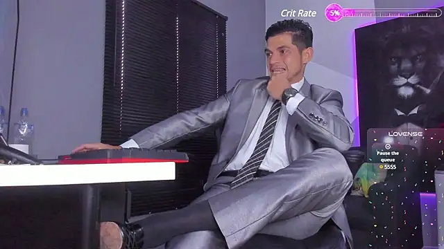 Snapshot of massimo_g chatting on 02-28-25, 07:14 massimo g online show from 02-28-25, 07:14