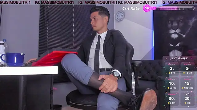Snapshot of massimo_g chatting on 10-07-25, 02:14 massimo g online show from 10-07-25, 02:14