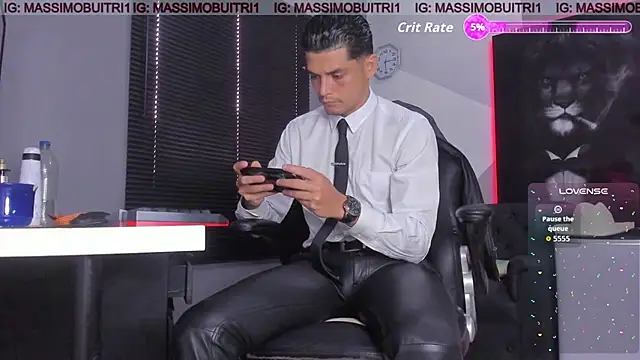 massimo g online show from 10-21-25, 01:23