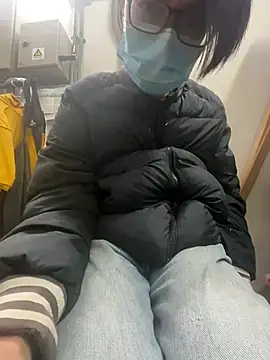 Snapshot of wSilEliaXm chatting on 02-18-26, 03:24 wSilEliaXm online show from 02-18-26, 03:24