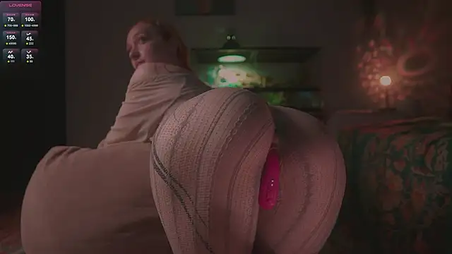 Snapshot of iara__mi chatting on 12-17-25, 02:12 iara mi online show from 12-17-25, 02:12