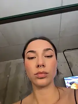 Snapshot of sinthiaroze chatting on 11-01-25, 08:00 sinthiaroze online show from 11-01-25, 08:00