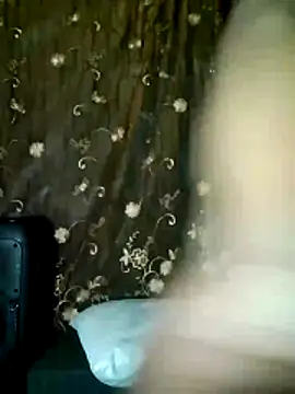 Snapshot of zayona1 chatting on 03-29-26, 12:21 zayona1 online show from 03-29-26, 12:21