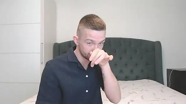 Snapshot of Marselle_Laker chatting on 12-22-24, 06:28 Marselle Laker online show from 12-22-24, 06:28