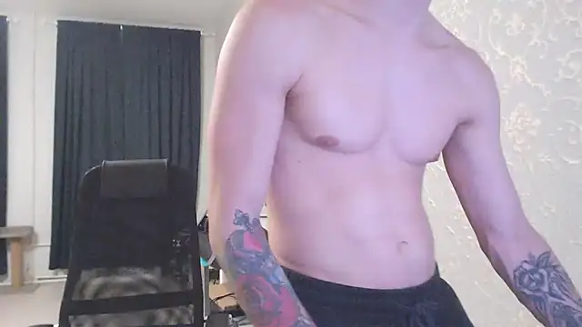 Snapshot of Marselle_Laker chatting on 01-17-25, 03:22 Marselle Laker online show from 01-17-25, 03:22